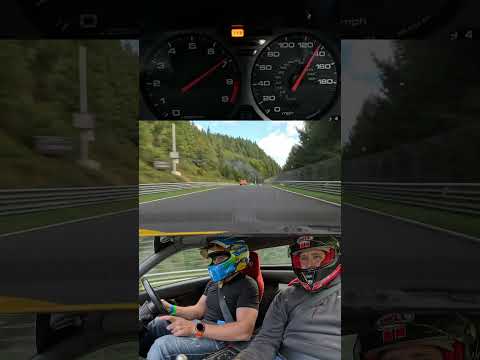 Legendary Honda NSX Upsetting Modern Sportscars! // Nürburgring