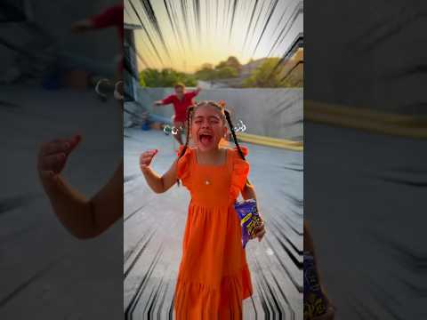 Hanna prueba TAKIS 🥵🔥