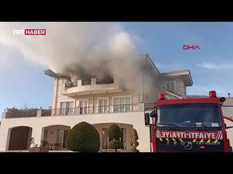Büyükçekmece’de yangın: Alevlerden kaçmak için balkondan atladılar