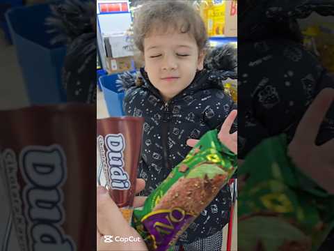 ميرا اختارت ايسكريم شوكولا دبي 🍫🍦😋#shorts #icecream