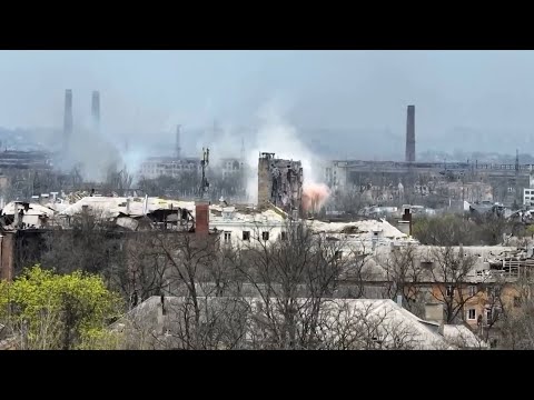 Ucrania denuncia un nuevo asalto de las fuerzas rusas contra la acería Azovstal