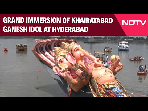 Ganesh Visarjan 2025 | Grand Immersion Of Khairatabad Ganesh Idol At Hyderabad's Hussain Sagar Lake