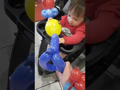 ông Mỹ làm hình thú bằng bong Bóng tặng miễn phí