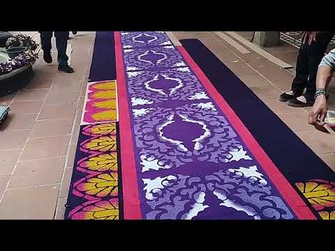 Realizan Taller de alfombras de semana santa en sede INGUAT XELA