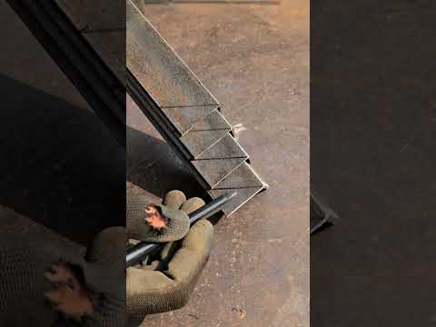 Technique for <strong>connecting</strong> angle iron and round pipe for single-pole fabrication.