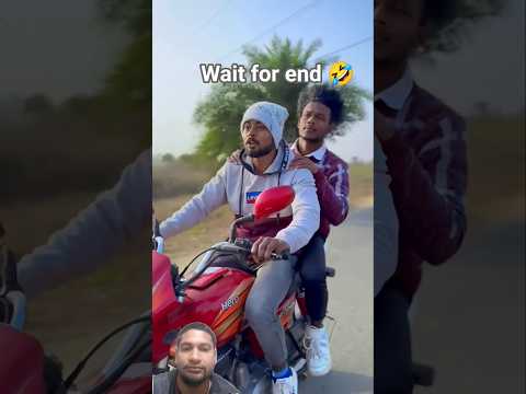 जब दोस्त पुलिस में नया हो तब 🤣😂 #comedy video #funny #vikramcomedy #shortsfeed #birdtrend #realfools