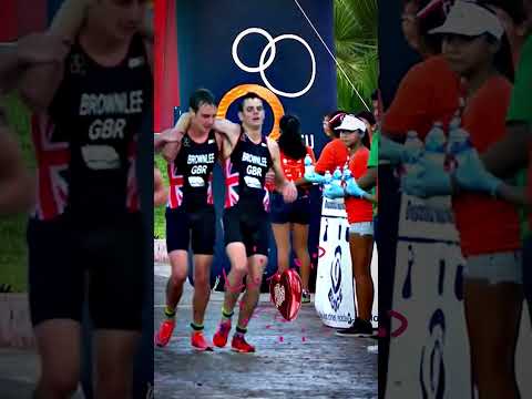 Братская Поддержка Спасла Джонни На Триатлоне!