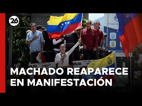 Machado reaparece en protesta masiva contra los resultados de las elecciones en Venezuela