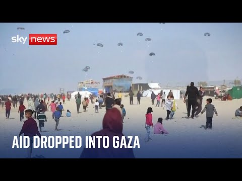Gaza crisis: 'There is no flour, no bread, no gas, no wood for burning'