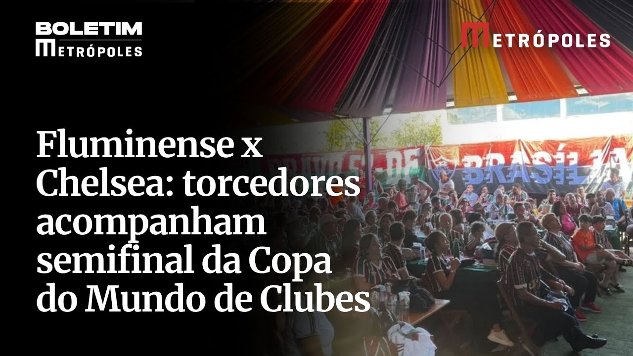 Torcedores do Fluminense acompanham joga contra Chelsea na semifinal nesta terça feira