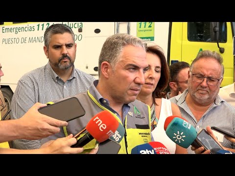 Desalojadas 1.300 personas por el incendio en la sierra de Mijas (Málaga)