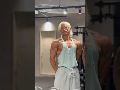 初戦まであと10日。ここからが本当の絞り。#wff #スポーツモデル