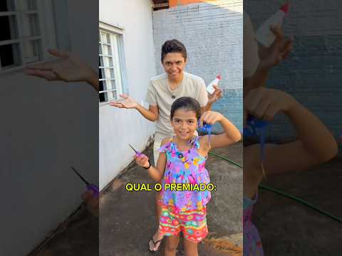 COLA TESOURA OU MEDALHA QUAL PREMIADO