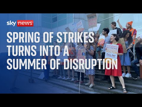 Strikes: Health Secretary Steve Barclay criticises junior doctors for 'walking away' from talks