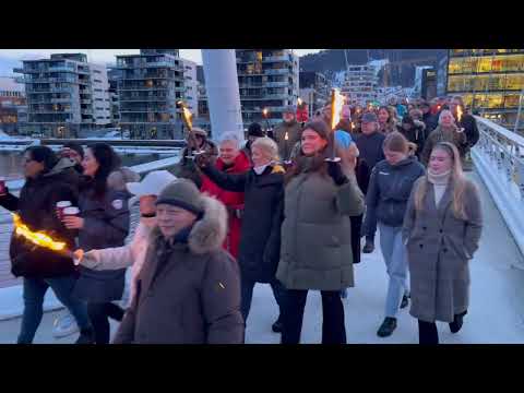 Fakkeltog mot diskriminering i Drammen
