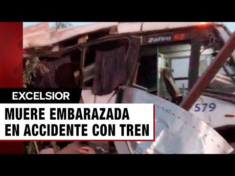 Camión de pasajeros intenta ganar paso al tren en Querétaro; muere embarazada