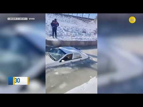 Temperaturas bajo cero congelaron automóviles en Mongolia ? Noticias a las 20:30 ? 08-01-24