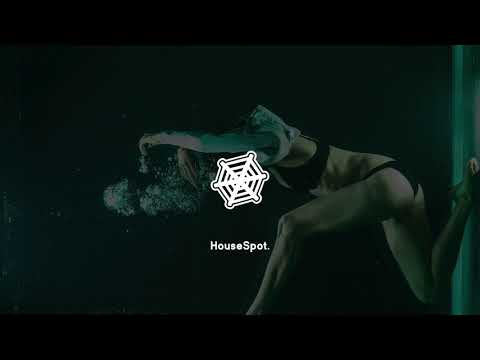 Pablo Bravas - King (ft. Nina Chuba)