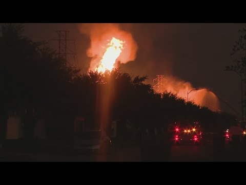 Crews in Houston working round the clock to save homes after fire burns for over 14 hours