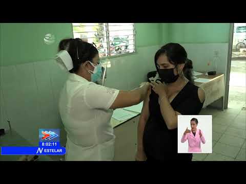 Pondera Presidente de Cuba inicio de la vacunación de embarzadas y madres que lactan