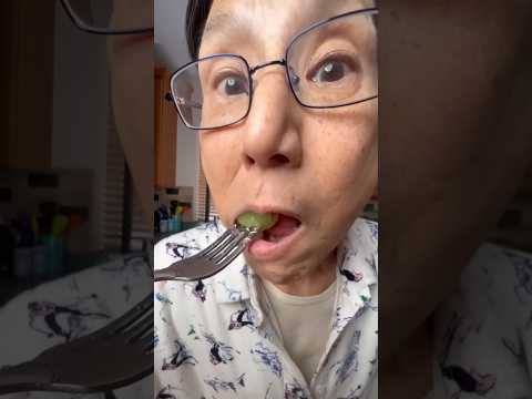 Grape Tanghulu!?!#viral #asmr #funny #shotrs 🍡