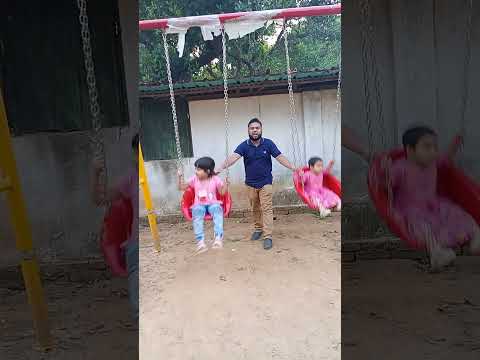 দোলনায় দুলছে আরোহী আর আরাবী। @mparvej2025 #babyshorts #zoo #dayout