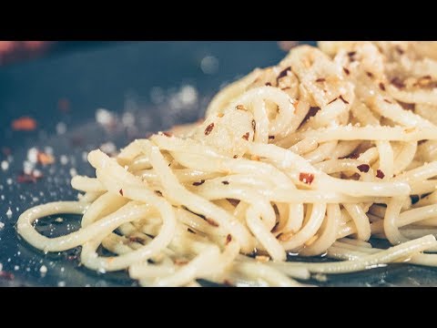 How to Make Spaghetti Aglio E Olio with Frankie Celenza