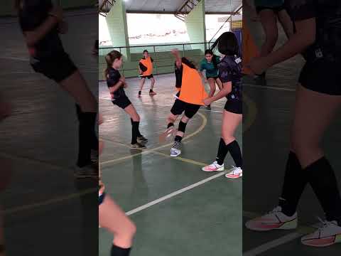 Alguém segura essa Maria Isabella!!! #futsal #futebol