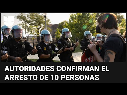 Arrestan a 10 personas por derribar la valla de seguridad en la Convención Demócrata