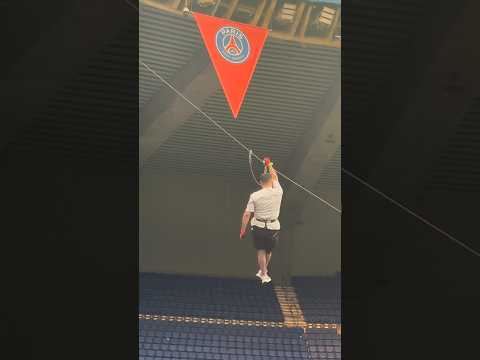 J’ai fait la tyrolienne au parc des princes