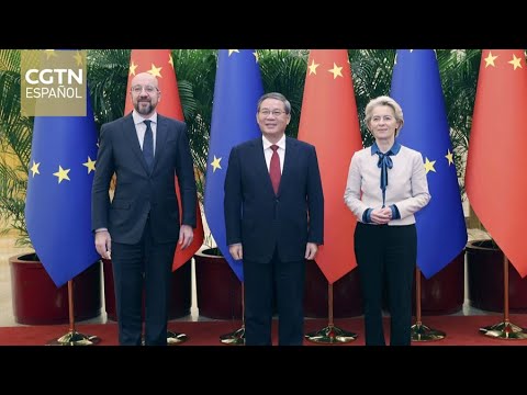 El primer ministro chino copreside la 24ª Cumbre China-UE con líderes de la UE