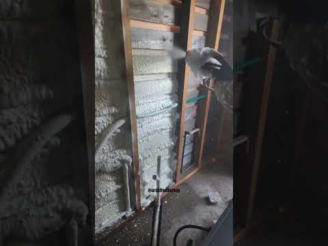 Sprey Poliüretan İle Yalıtım | Detaylar Açıklamada #shorts #polyurea #satisfying