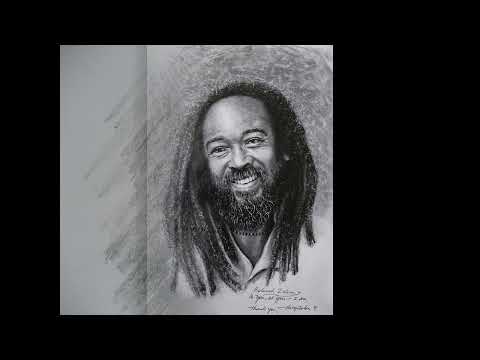 Mooji music. Pictures of Guruji in one video 💙