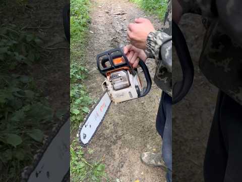 Запуск STIHL - MS 180 в лісі