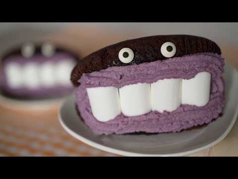 Halloween Marshmallow Monster Cake with Belgian Chocolate Steamed Cake ヤマザキのベルギーチョコ蒸しケーキでモンスターケーキ
