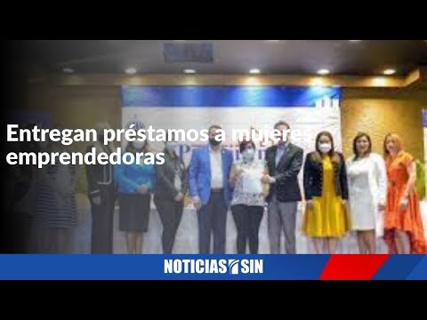 Entregan préstamos a mujeres emprendedoras