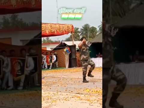 फौजी का सुपरहिट डांस#indian army🇮🇳 dance performance video🇮🇳 💥#15 august 💯plz like com and share👍