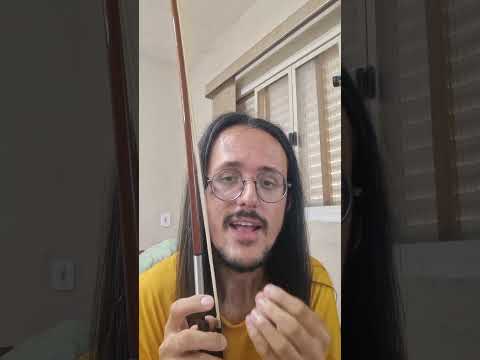 A umidade pode influenciar no seu arco, sabia? #instrumento #musica #aulamusical #violino