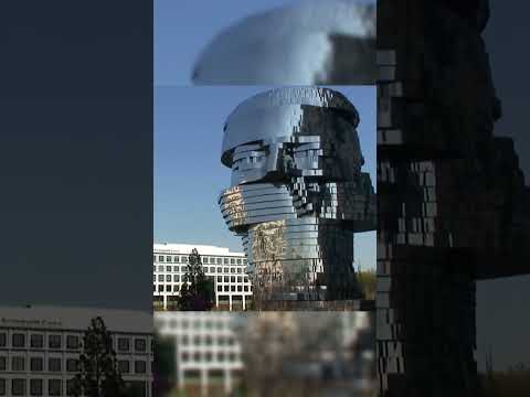 തോന്നുമ്പോൾ തോന്നുമ്പോൾ മുഗം മാറുന്ന പ്രതിമ |Amazing Sculptures In The World