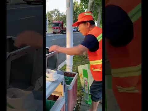 Kind woman help #motivation #positivevibes #lnspiration