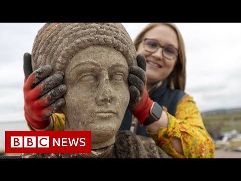 ‘Astounding’ haul of Roman sculptures discovered under HS2 building site – BBC News