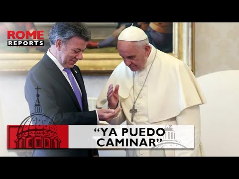 Francisco habla de su rodilla al Nobel de la Paz Juan Manuel Santos: “Ya puedo caminar”