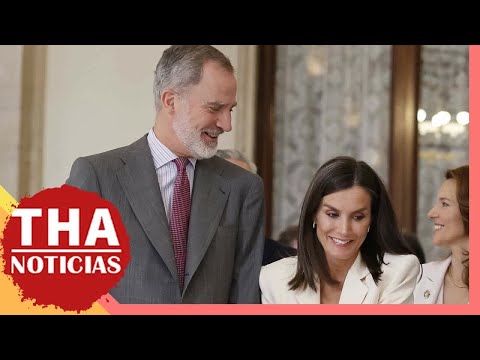 Felipe VI y Letizia, muy espontáneos, vuelven a saltarse el protocolo por esta emotiva razón