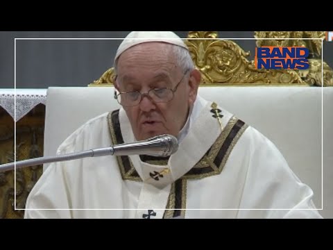 Papa Francisco celebra missa do crisma no Vaticano