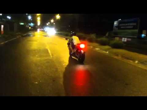 Maxwell burnout after cops lol