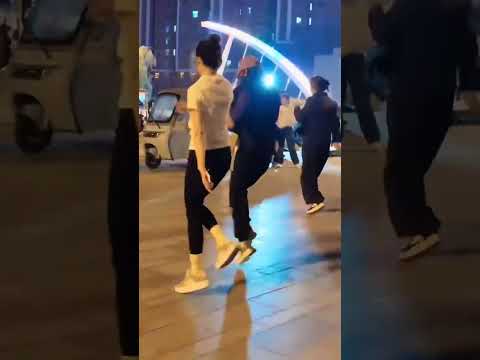 #dance #bestshuffle #dancer #trend #shuffle #cuttingshapes hcdhh