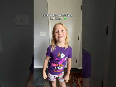 Wicked Family Halloween Costume Reveal 🎃💚