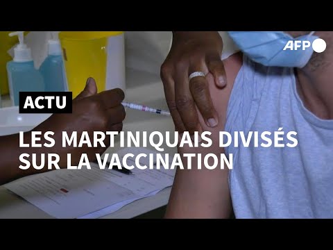 En proie au variant Delta, les Martiniquais divisés sur la vaccination | AFP