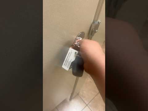 Can’t let bro poop 💩 with the door close  #bathroom #prank #funny #boy #pranks #gasstation ￼
