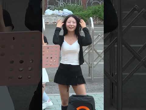 26.9.5 <strong>LADY</strong>-B공연 걷고싶은거리 홍대버스킹 DANCETEAM <strong>LADY</strong>-B(레이디비) by Bigstart